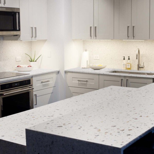 <p><h3 class="styles-title">Sable</h3><a class="order-samples-button" href="https://www.gilasi.com/product/sable">Click Here to Order Samples</a></p>