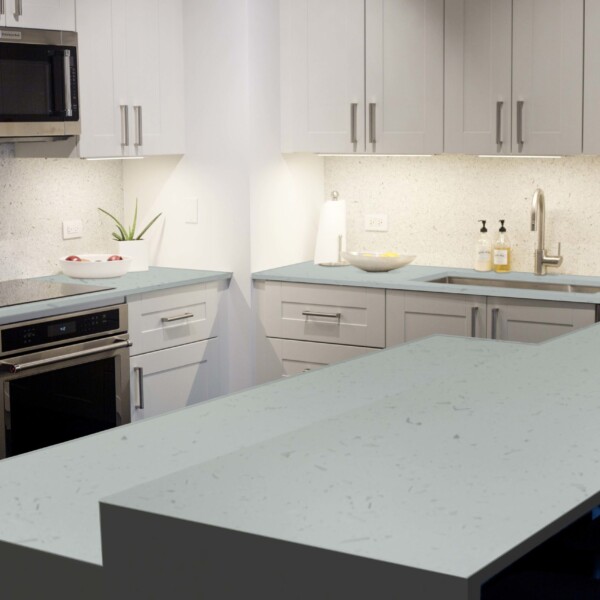 <p><h3 class="styles-title">Sorrento</h3><a class="order-samples-button" href="https://www.gilasi.com/product/sorrento">Click Here to Order Samples</a></p>