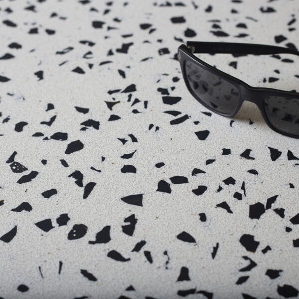 Gilasi Baccara recycled glass countertop